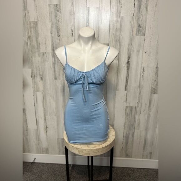 Blue dress - Picture 1 of 5